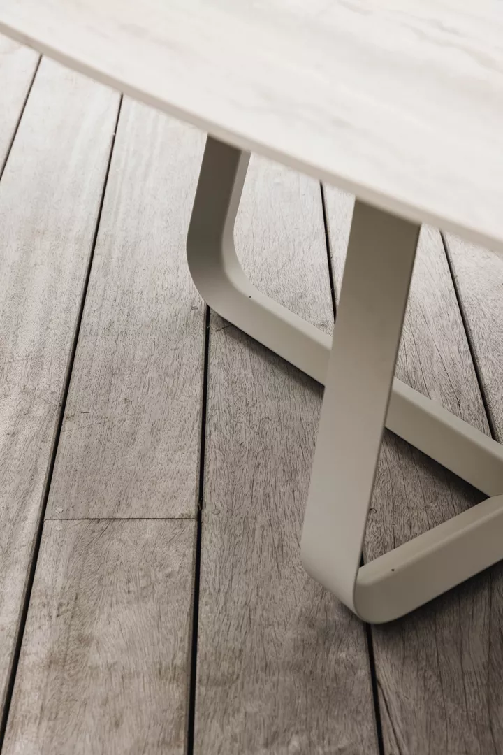 Table fixe - Joli - Curve Elyps