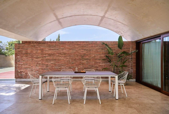 Table d'extérieur - Céramique - Design