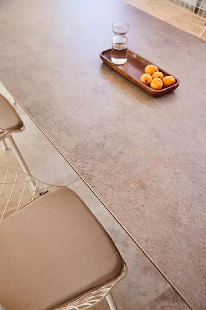 Table d'extérieur - Céramique - Design