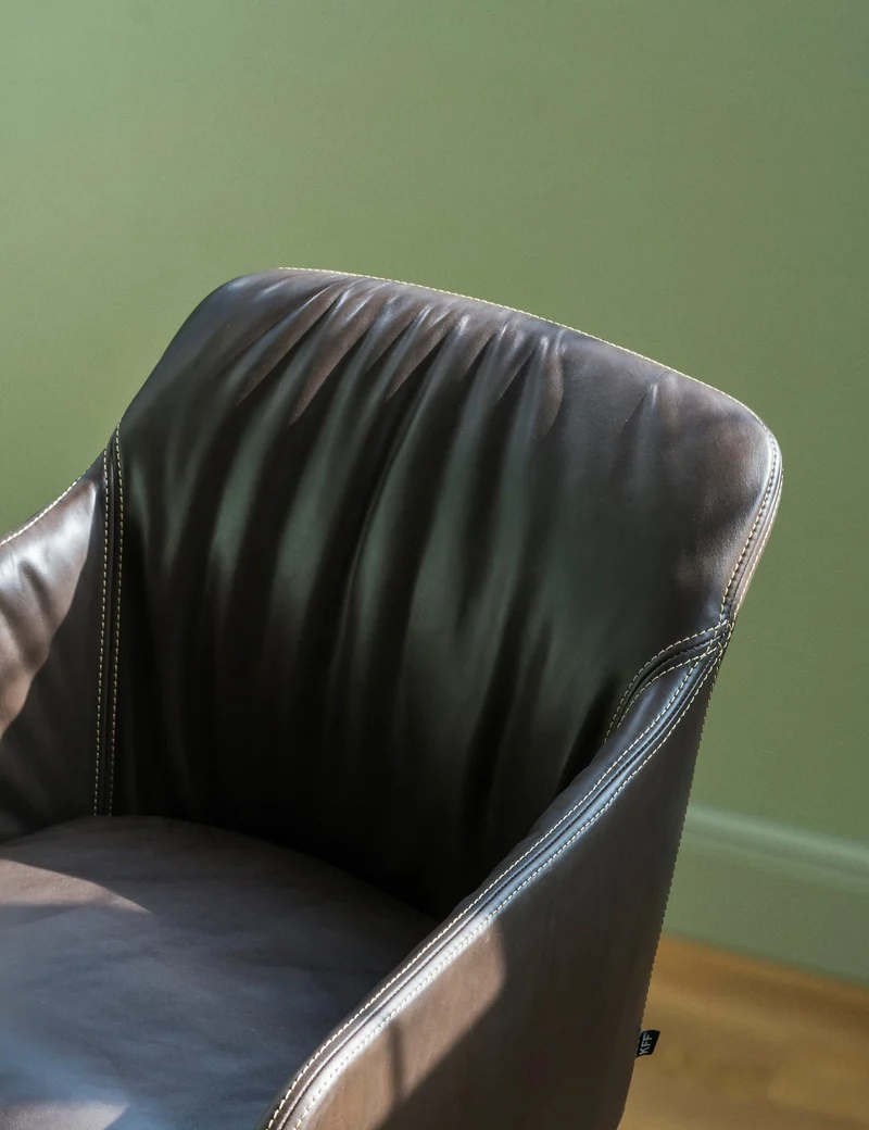 Chaise - Pied en métal - Youma