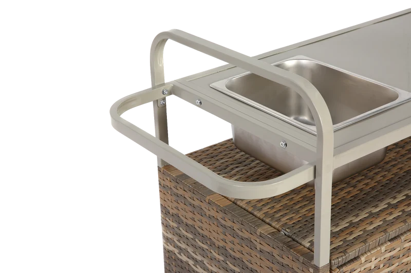 Chariot de table d’extérieur en rotin beige avec plateau acier, roulettes verrouillables, seau à glace COBALTIS