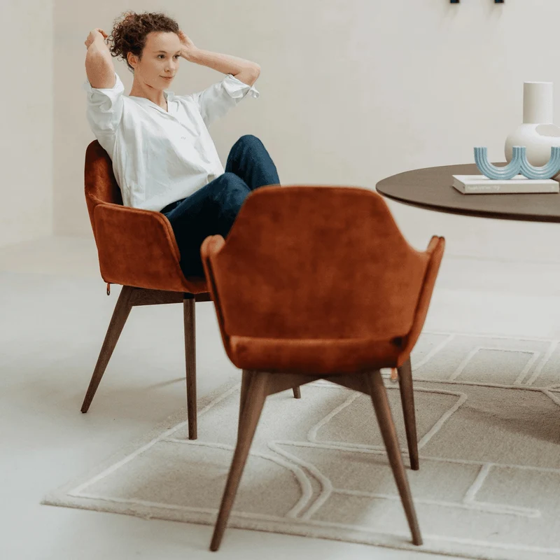 Chaise LOTUS C0110