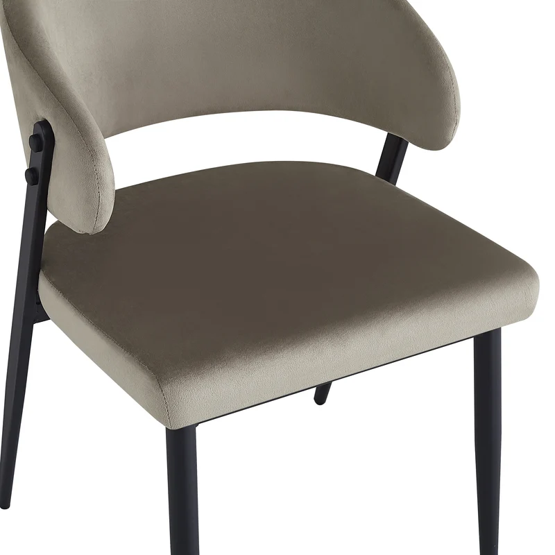 Chaise LAMIA pieds noirs