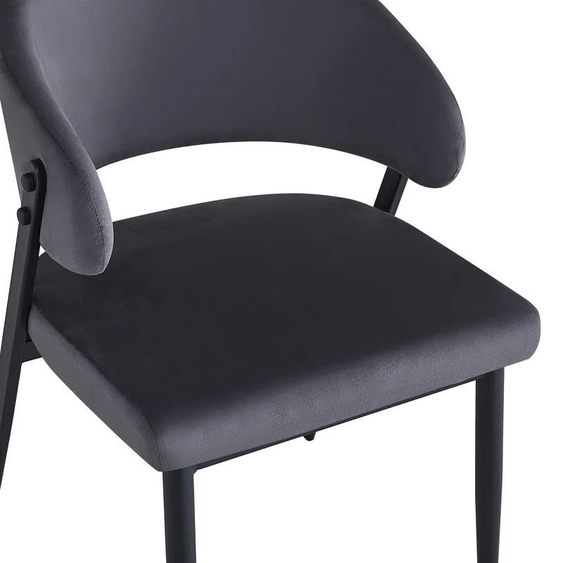 Chaise LAMIA pieds noirs