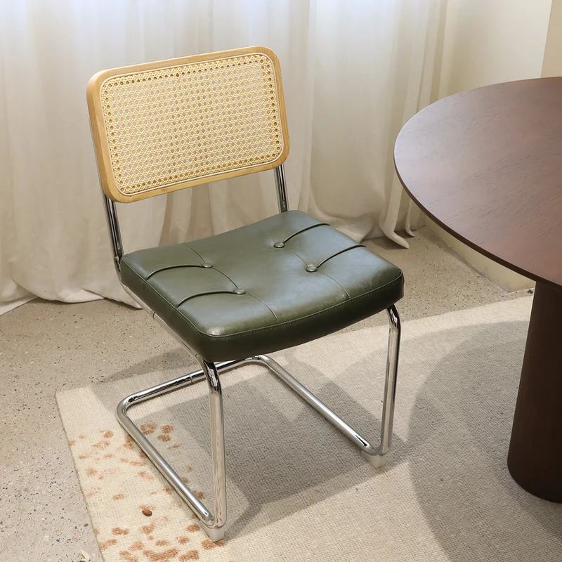 Lot de 4 chaises de salle à manger Breuer en PU vert et dossier en rotin, pieds chromés PLANTFLEX