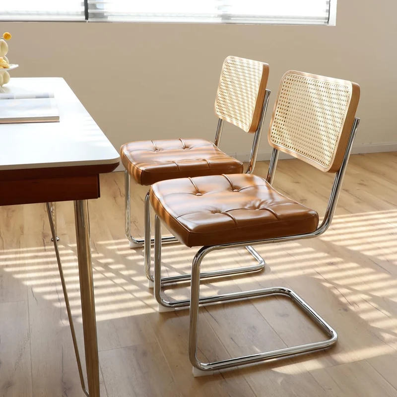 Lot de 4 chaises de salle à manger Breuer en PU caramel et dossier en rotin, pieds chromés PLANTMAX