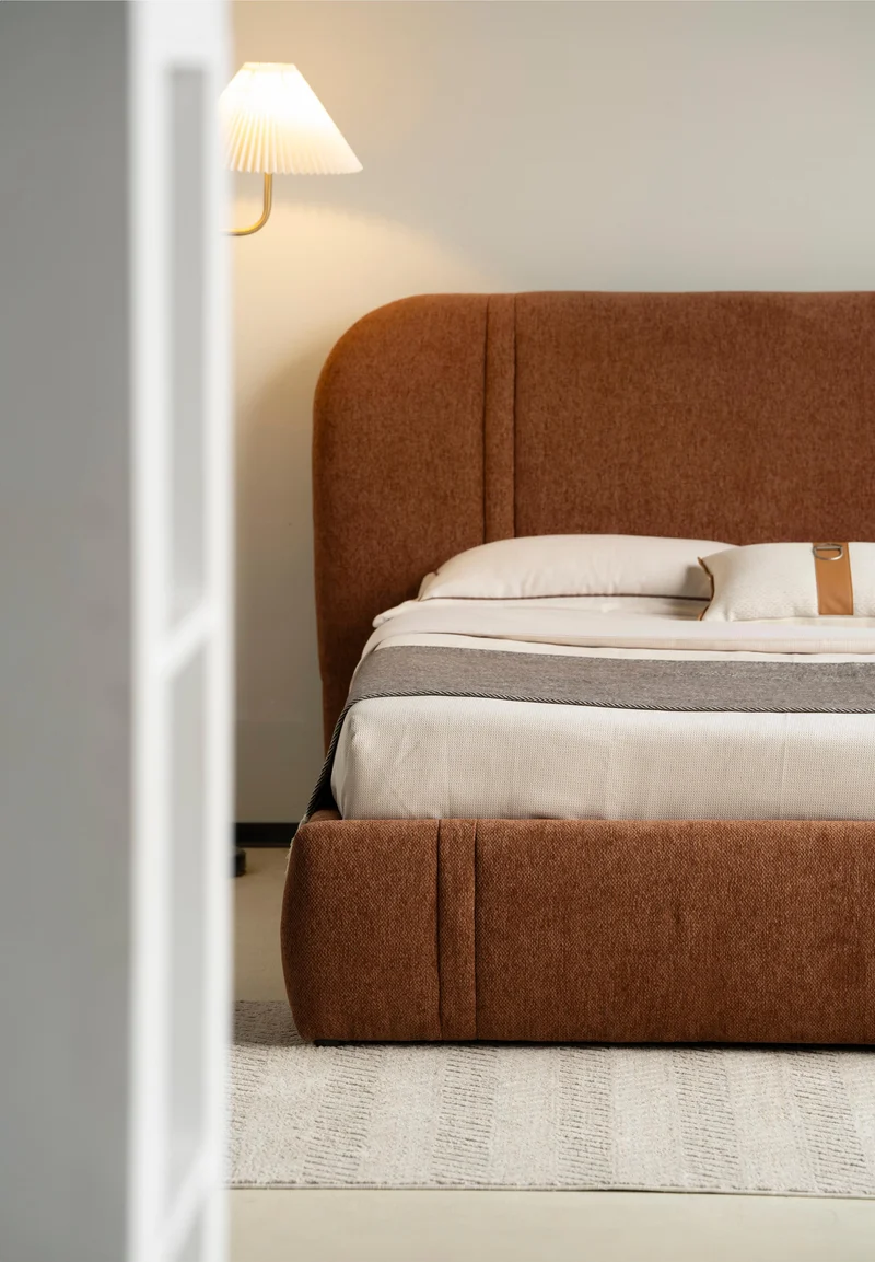 Lit en tissu avec sommier Cocoon