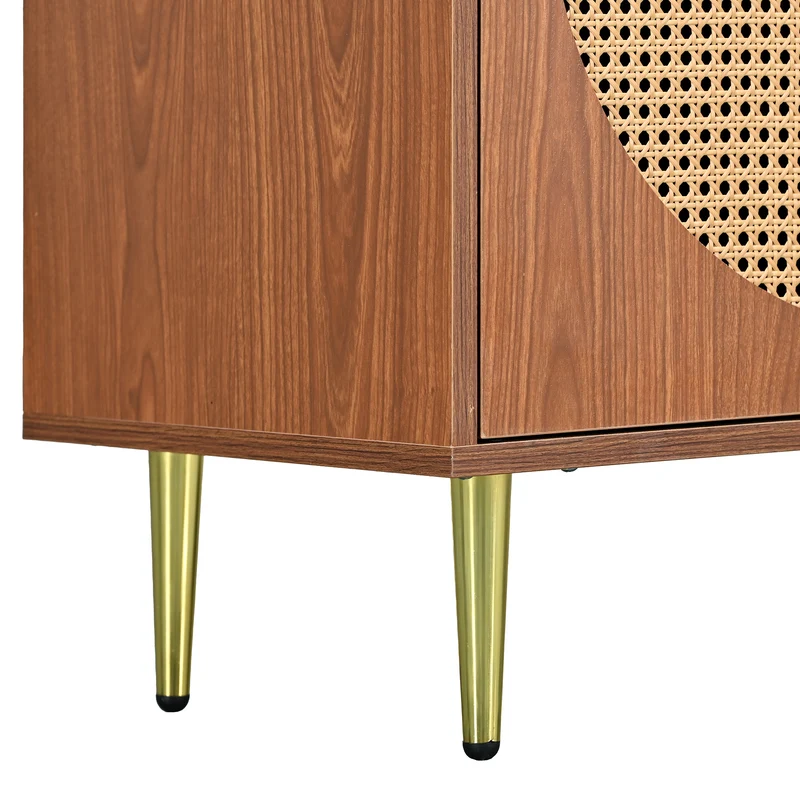 Buffet effet bois noyer avec 3 portes en rotin poignées pieds dorés 129,8x40x76cm OMOILL