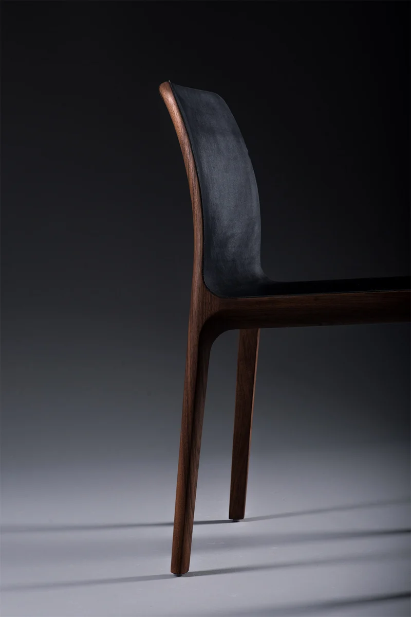 Chaise - Bois massif & cuir - Invito