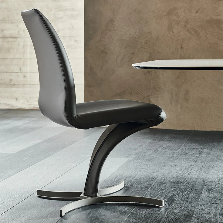 Chaise - Pied Central - Betty