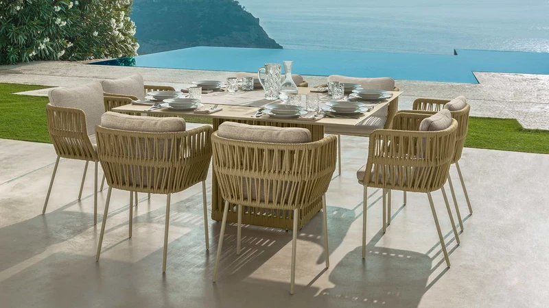 Cliff chaise de salle à manger pour l'extérieur