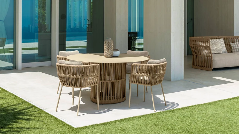 Cliff chaise de salle à manger pour l'extérieur