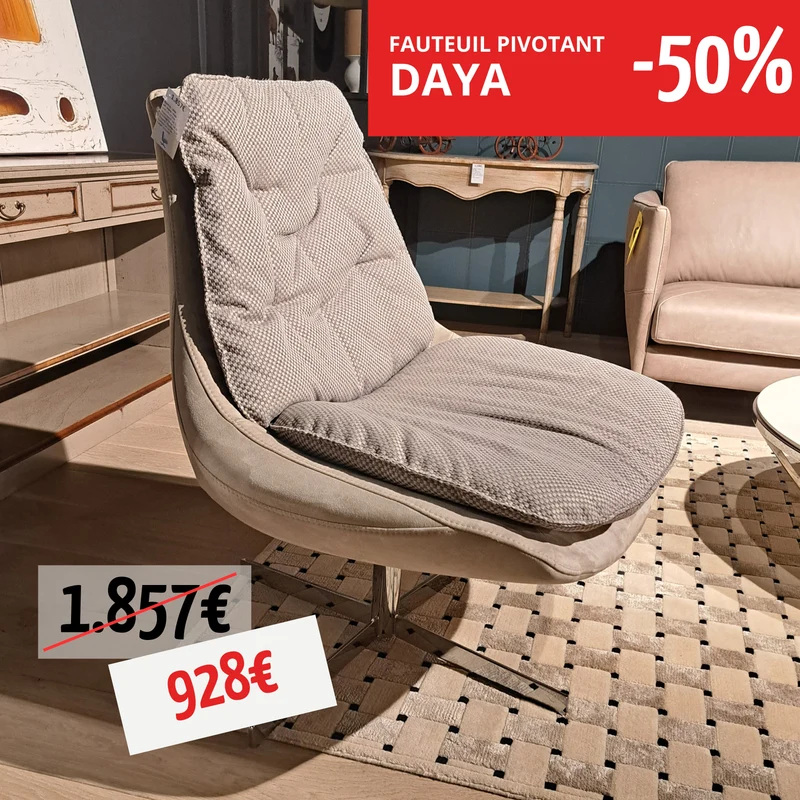 UN FAUTEUIL PIVOTANT - DAYA