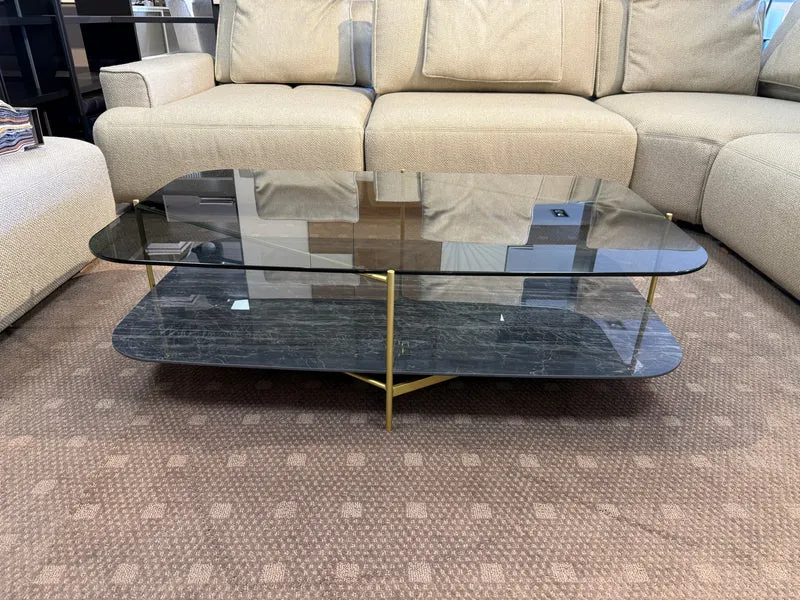 UNE TABLE DE SALON - CLYDE