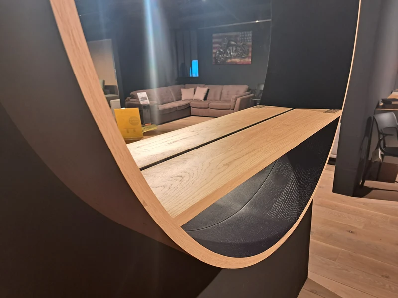 UN MIROIR - CONSOLE