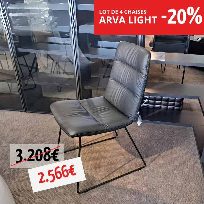 LOT DE 4 CHAISES - ARVA LIGHT