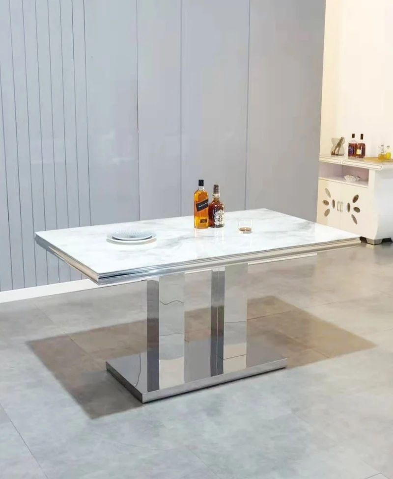 Table à manger VERSUS