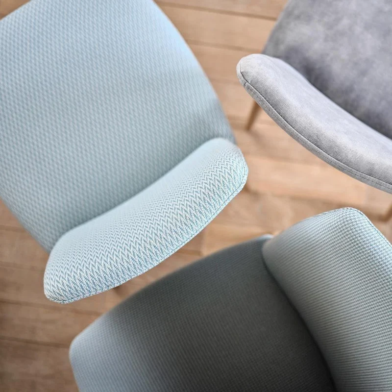 Chaise ROB C0110