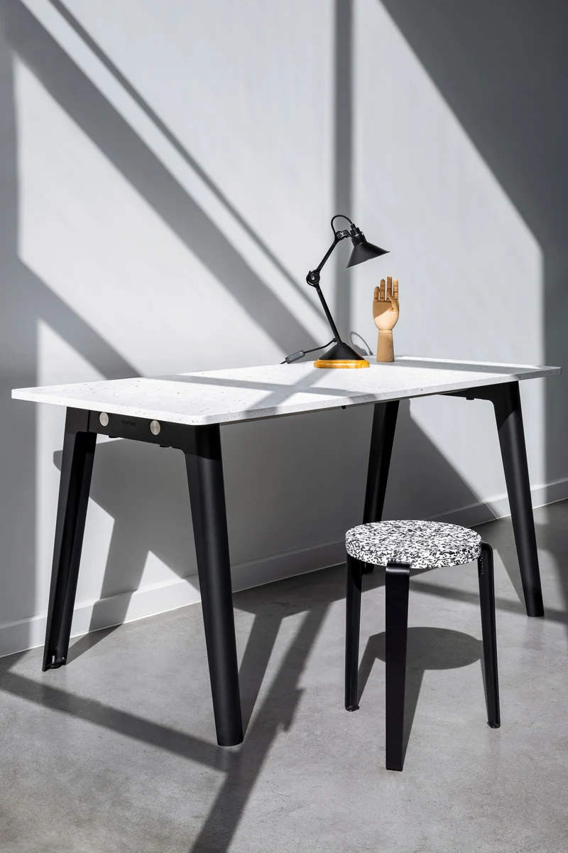 Tabouret LOU - plastique recyclé Macchiato