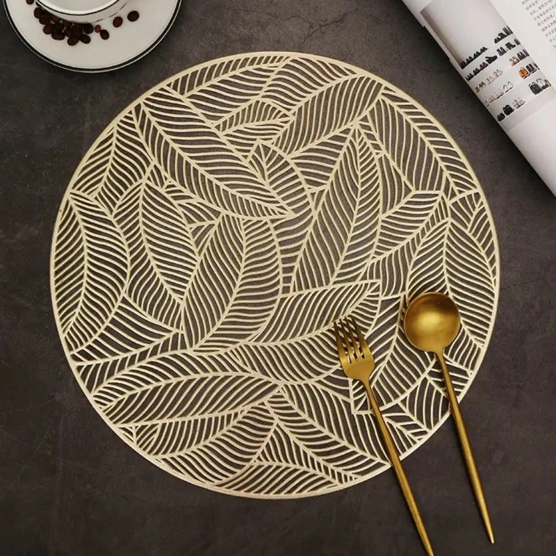 Set de table doré motif feuille D38 cm