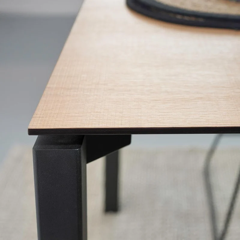 Table à manger Float T0100 - Walnut