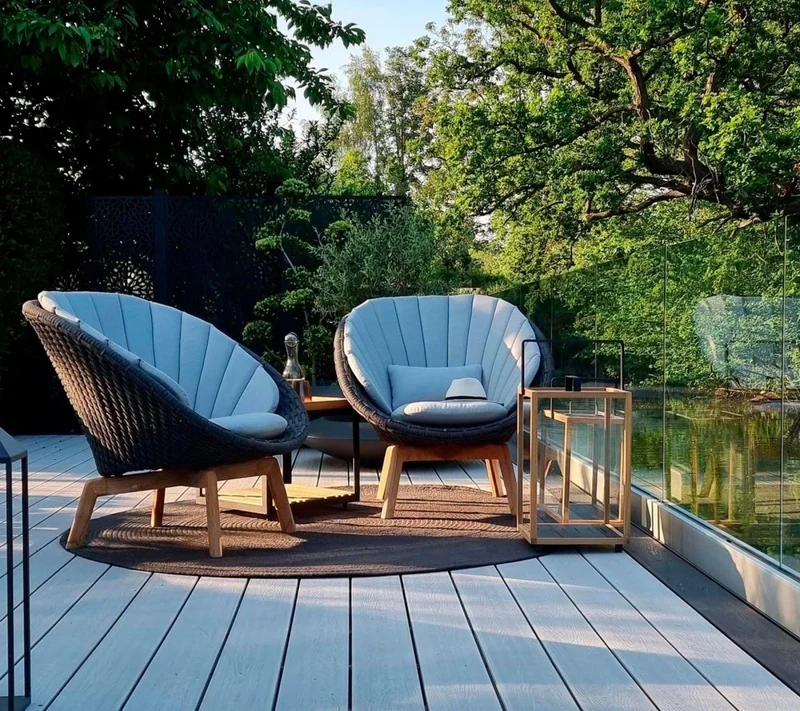 Fauteuil lounge PEACOCK