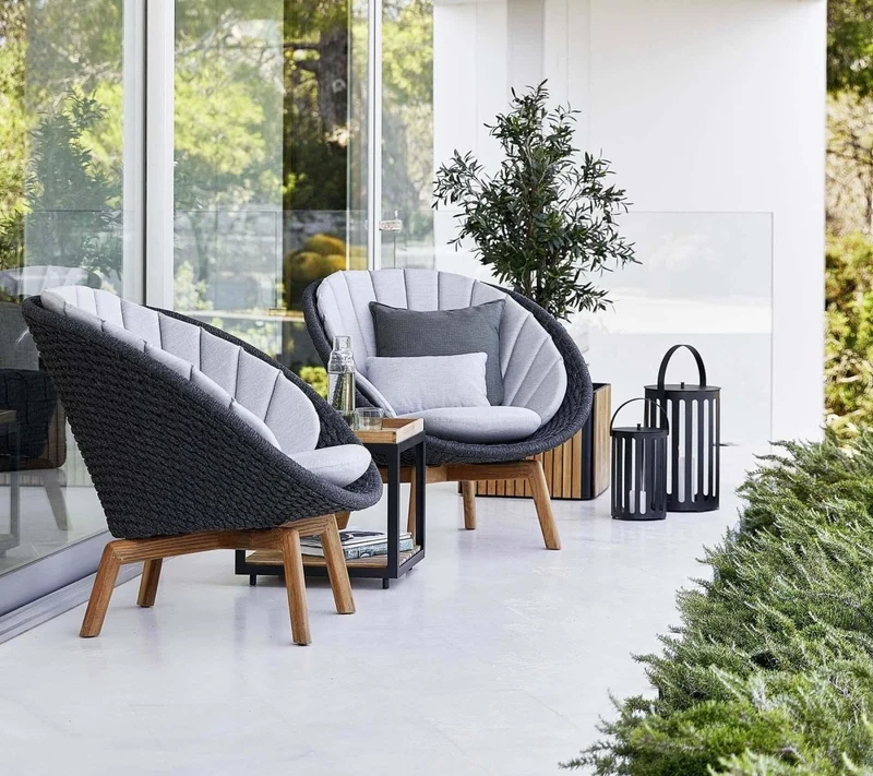 Fauteuil lounge PEACOCK