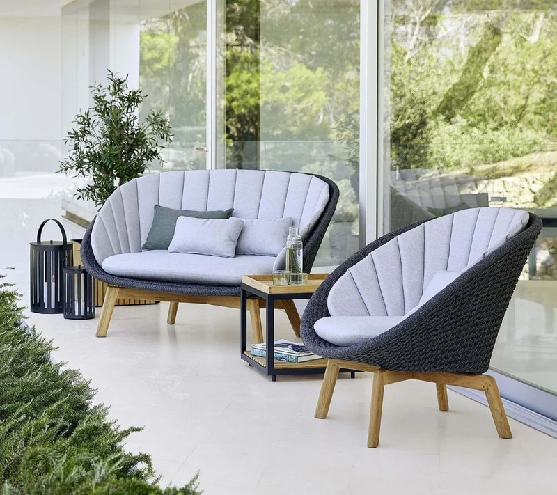 Fauteuil lounge PEACOCK