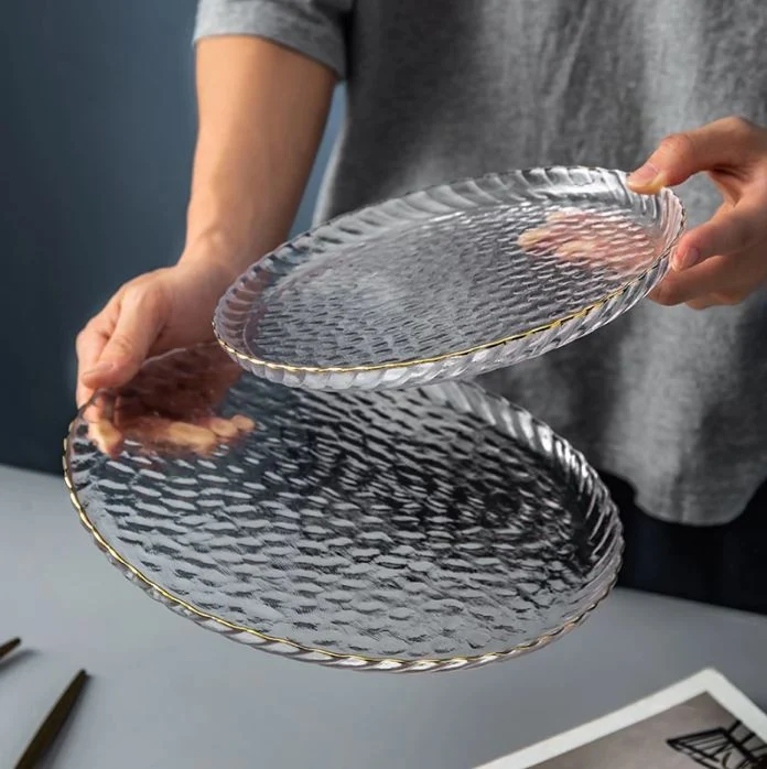 Assiette plate en verre contour dore, D27xH2CM