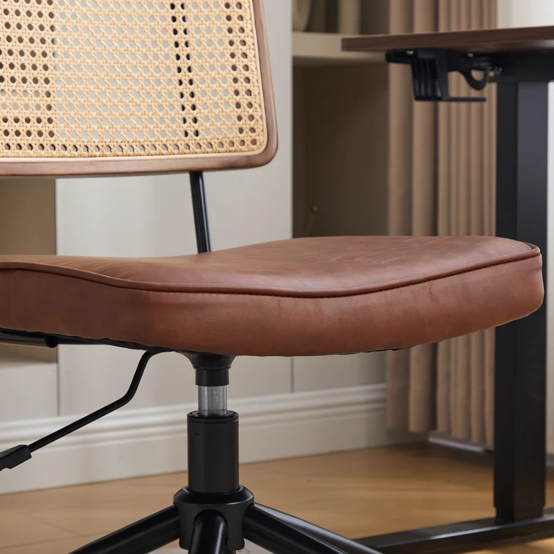 Chaise de bureau vintage en rotin semi-cuir marron pivotant réglable MINIMALISTMAX