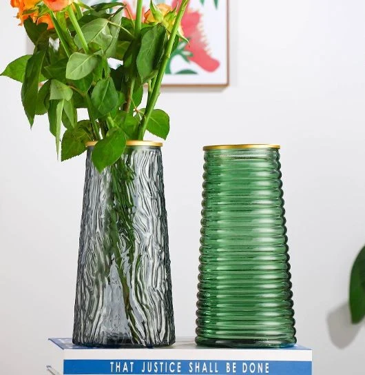 Vase en verre avec bordure doré, D6,5xH21CM - LIA