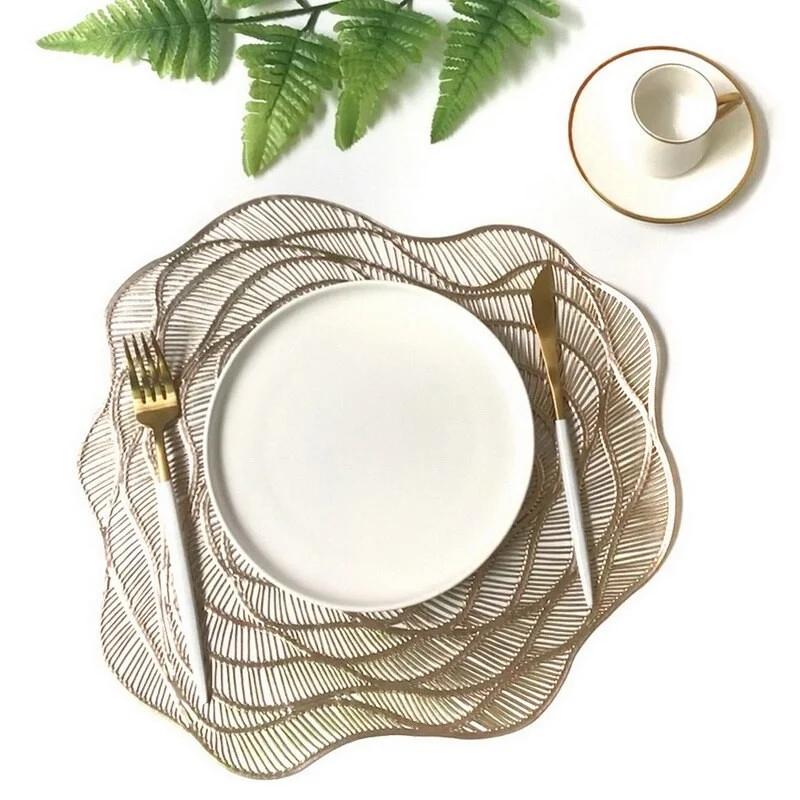 Set de table antidérapant en forme de rose,