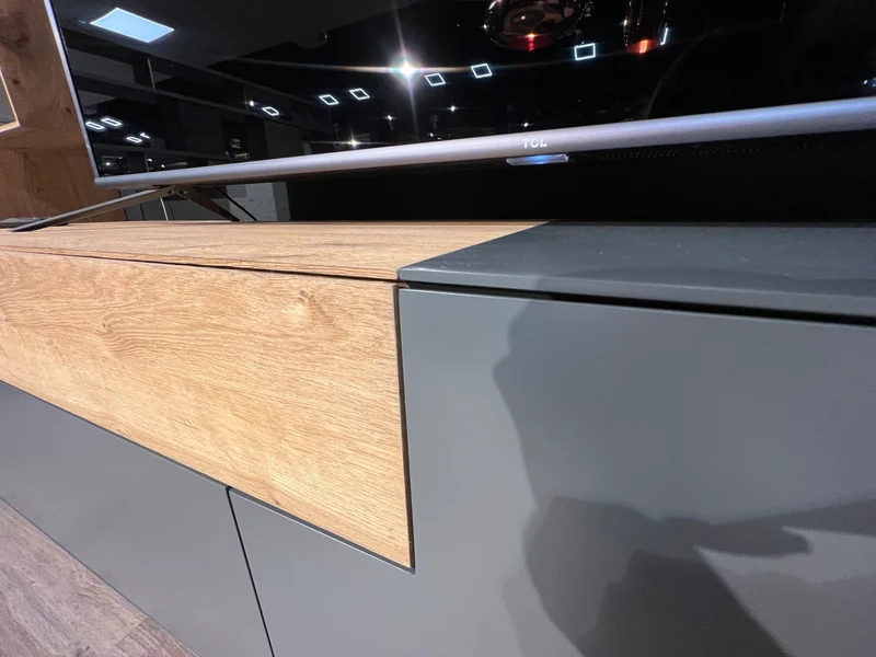 Une base Meuble TV - EPOCA