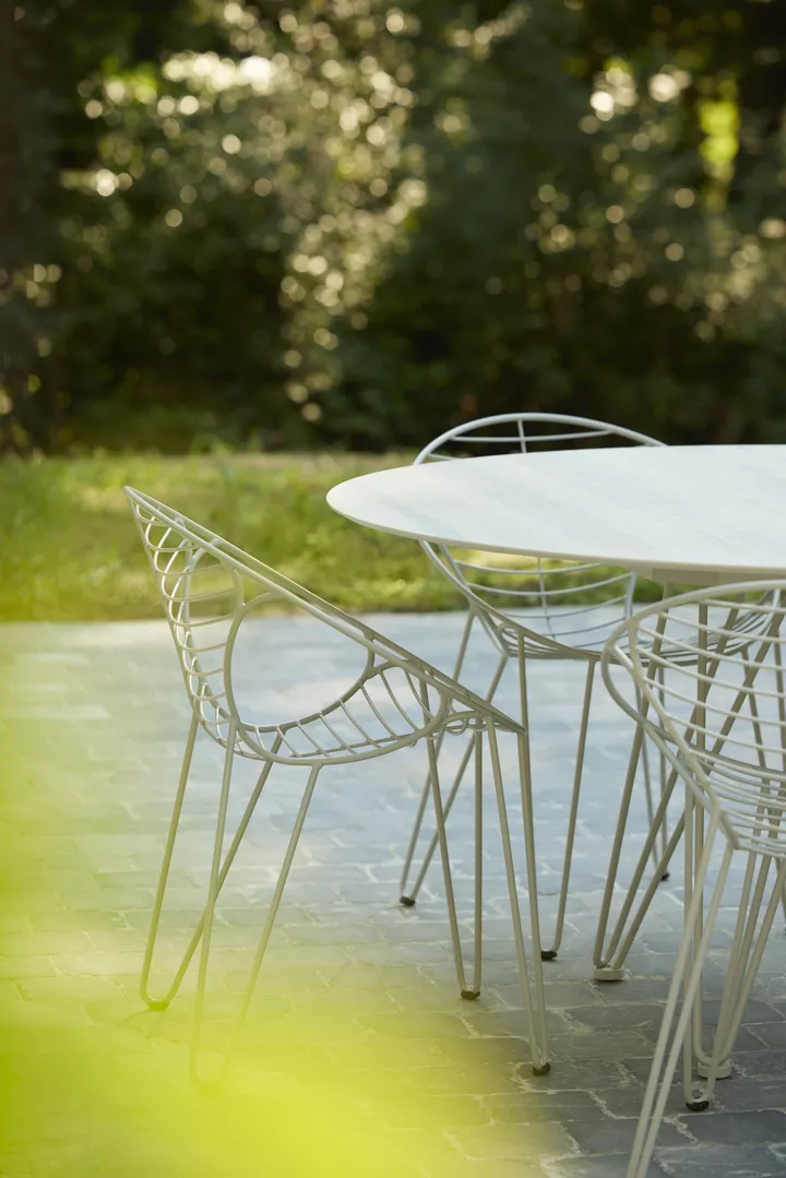 Table en céramique - Joli - Wire Round