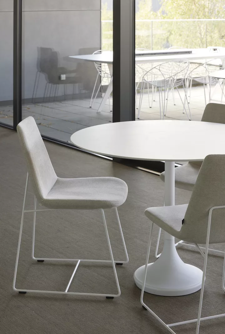 Table en céramique - Joli - Central round