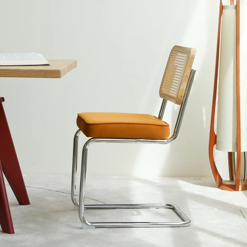Lot de 2 chaises de salle à manger Breuer en velours orange et dossier en rotin, pieds chromés FLARELYNX