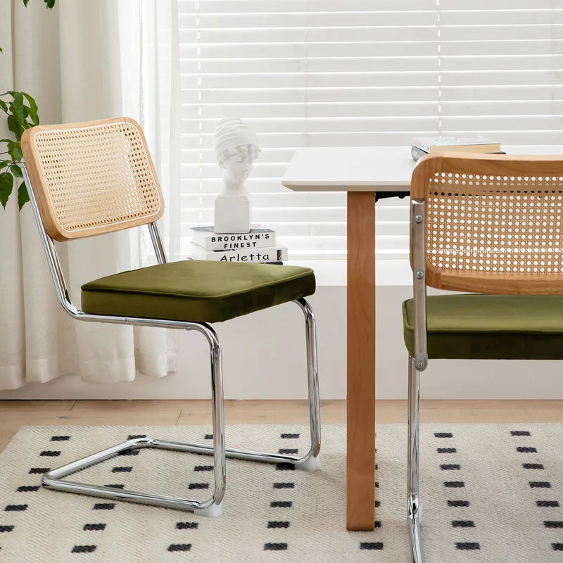 Lot de 2 chaises de salle à manger Breuer en velours vert olive et dossier en rotin, pieds chromés FLAREZYR