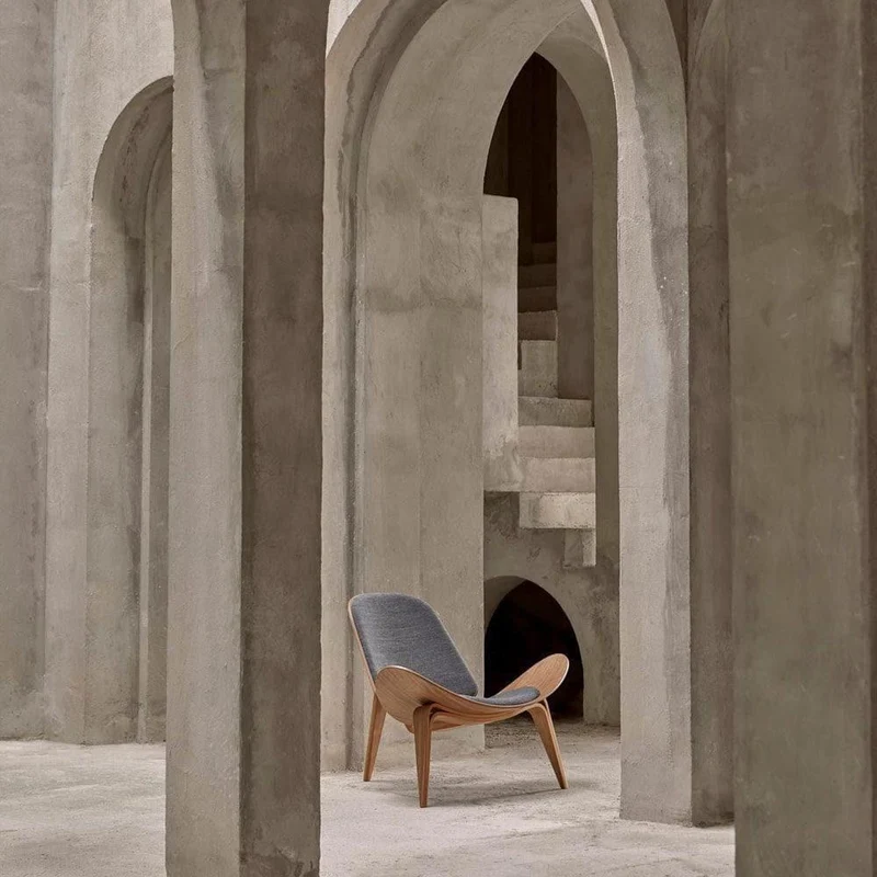 Fauteuil CH07 - Noyer laqué