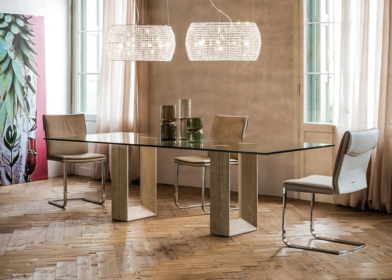 Table en verre - lignes sobres - Diapason