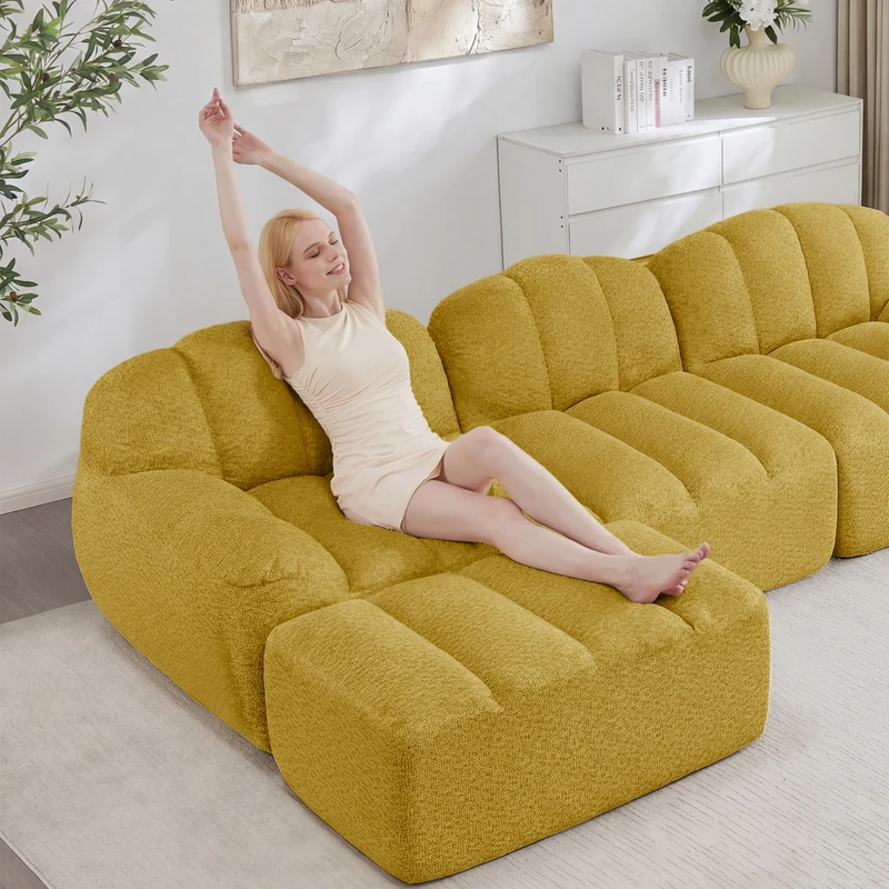 Canapé modulaire 3 places jaune moutard avec pouf, tissu polaire capitonné, sans montage prêt à l'emploi CHESTRATTAN