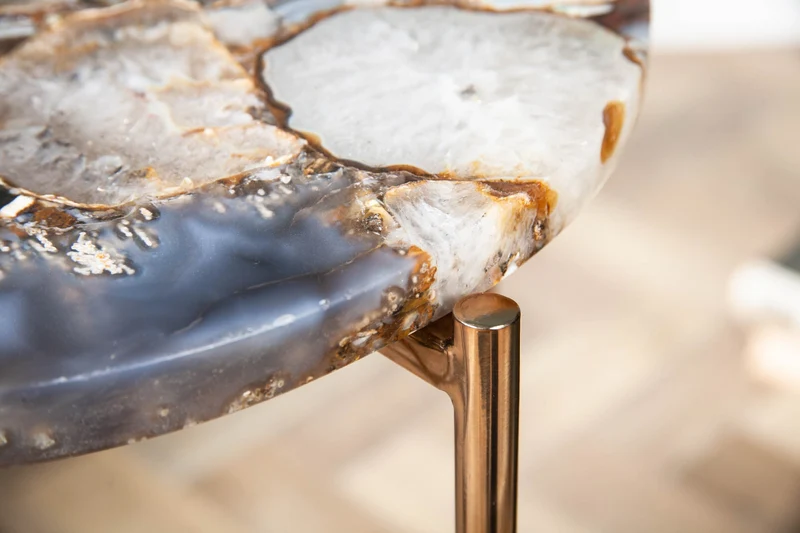 Table d'appoint ronde NOBLE I 35cm pierre précieuse agate pliable structure métal doré