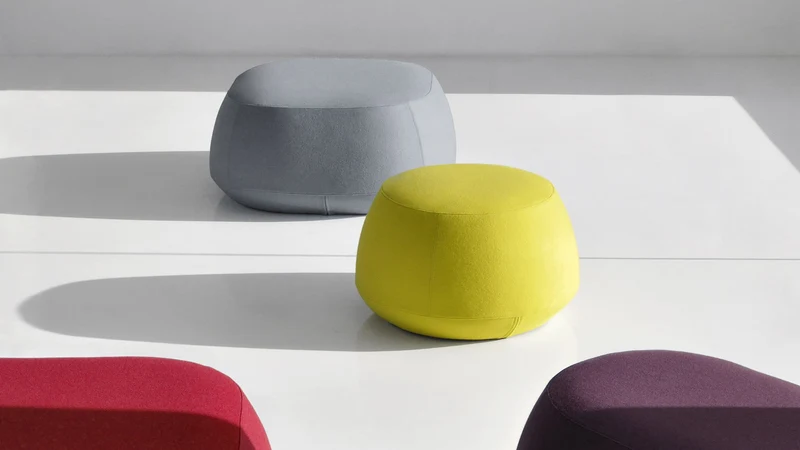 ILE Pouf en cuir ou en tissu