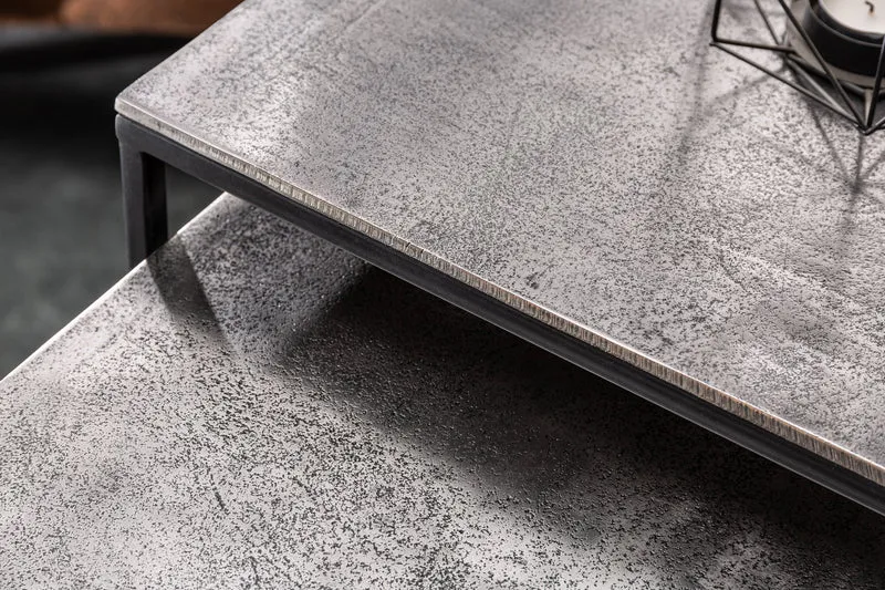 Ensemble de 2 tables d'appoint faites à la main ELEMENTS 40 cm table basse argent noir