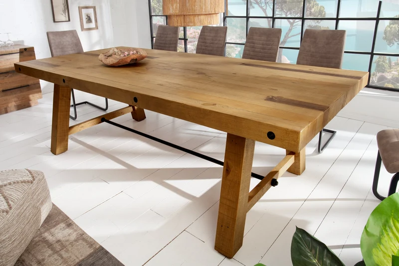 Table à manger solide FINCA 240 cm vintage marron en pin recyclé design industriel
