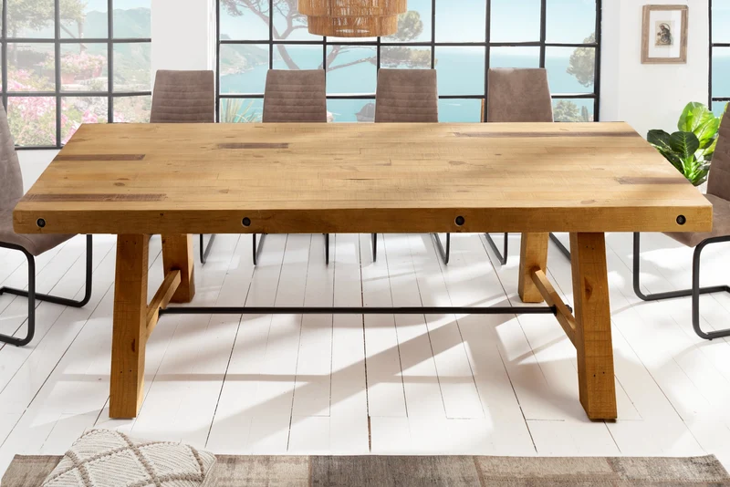 Table à manger solide FINCA 240 cm vintage marron en pin recyclé design industriel