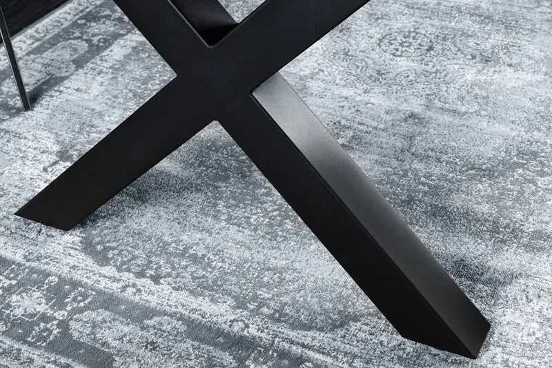 Table à manger industrielle WILD 160 cm chêne sauvage gris cérusé, bord d'arbre, cadre en X noir